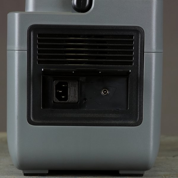 Портативная электростанция FUBAG AS 1200i (аккумулятор LiFePO4) в Уфе фото